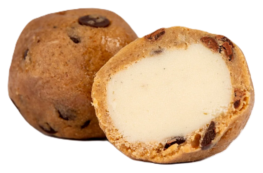 kü:gerl Cookie mit Mandel-Vanille-Eis, ganz und aufgeschnitten